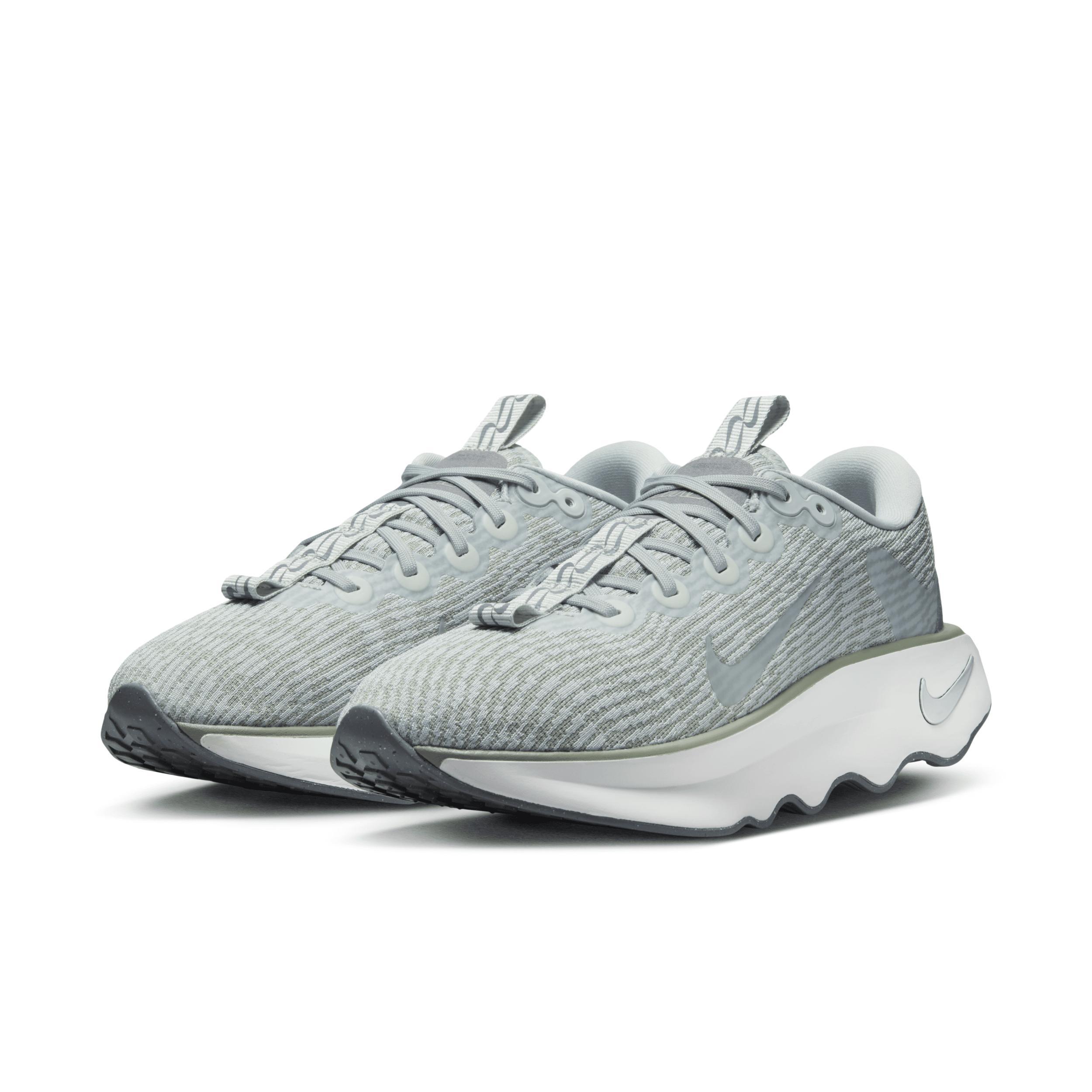 Nike Women's Motiva Walking Shoes product image