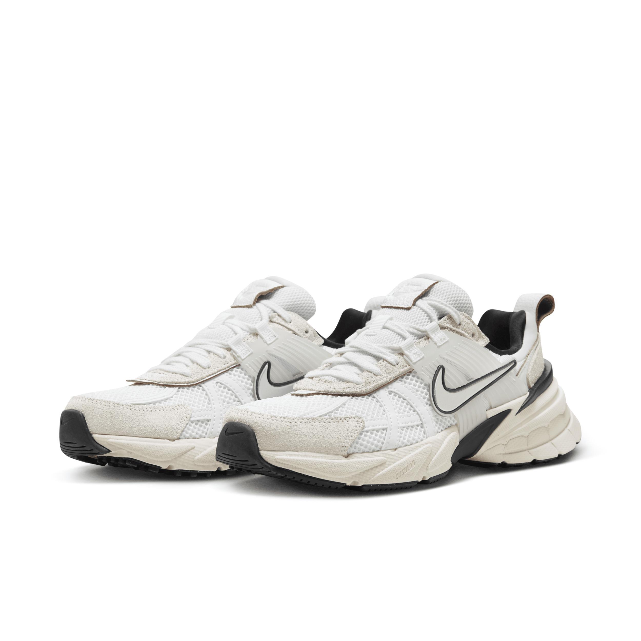 Nike Womens Nike V2K Run - Womens Running Shoes Silver/White Product Image