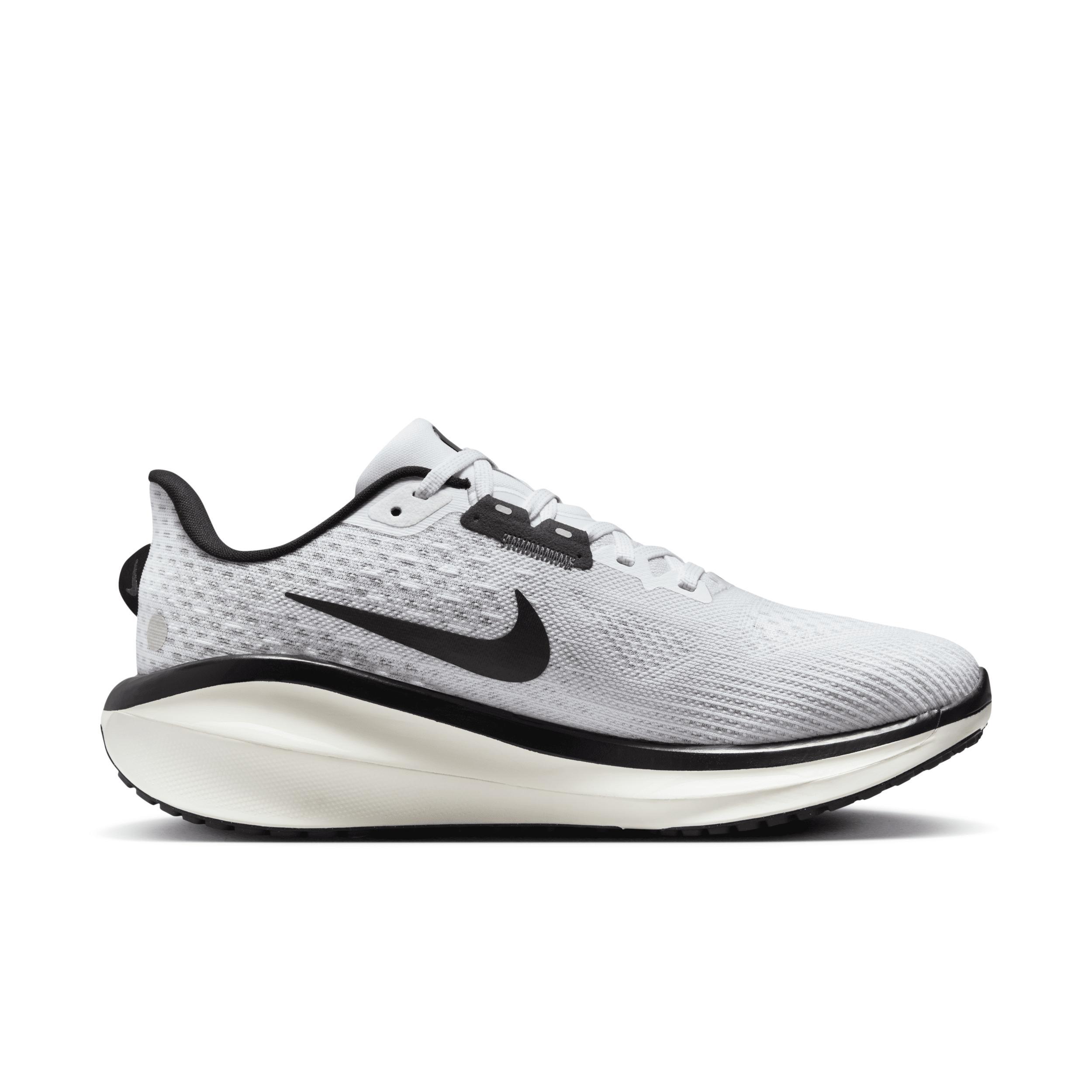 Nike Women's Vomero 17 Road Running Shoes (Extra Wide) Product Image