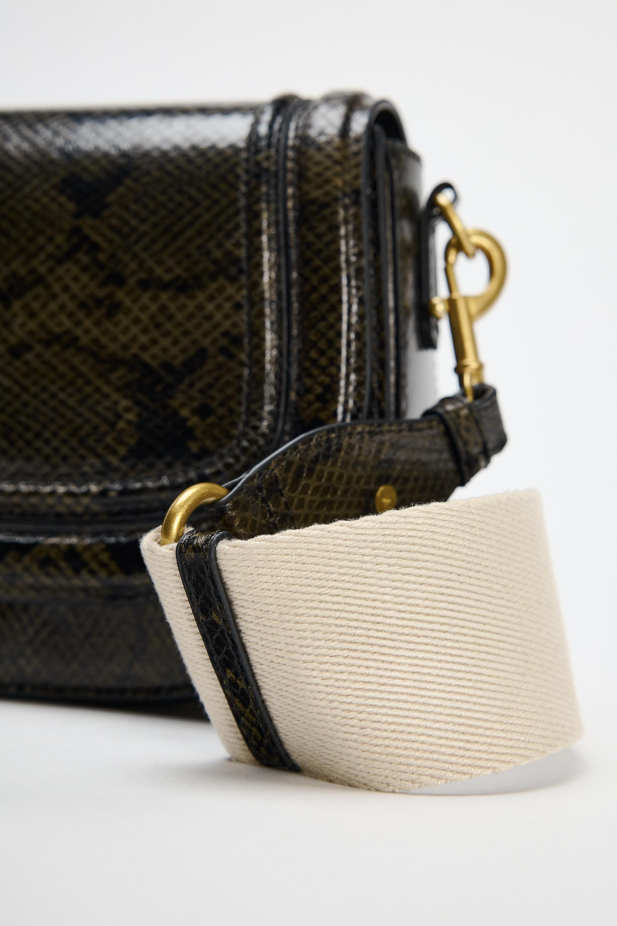 ANIMAL PRINT CROSSBODY BAG Product Image