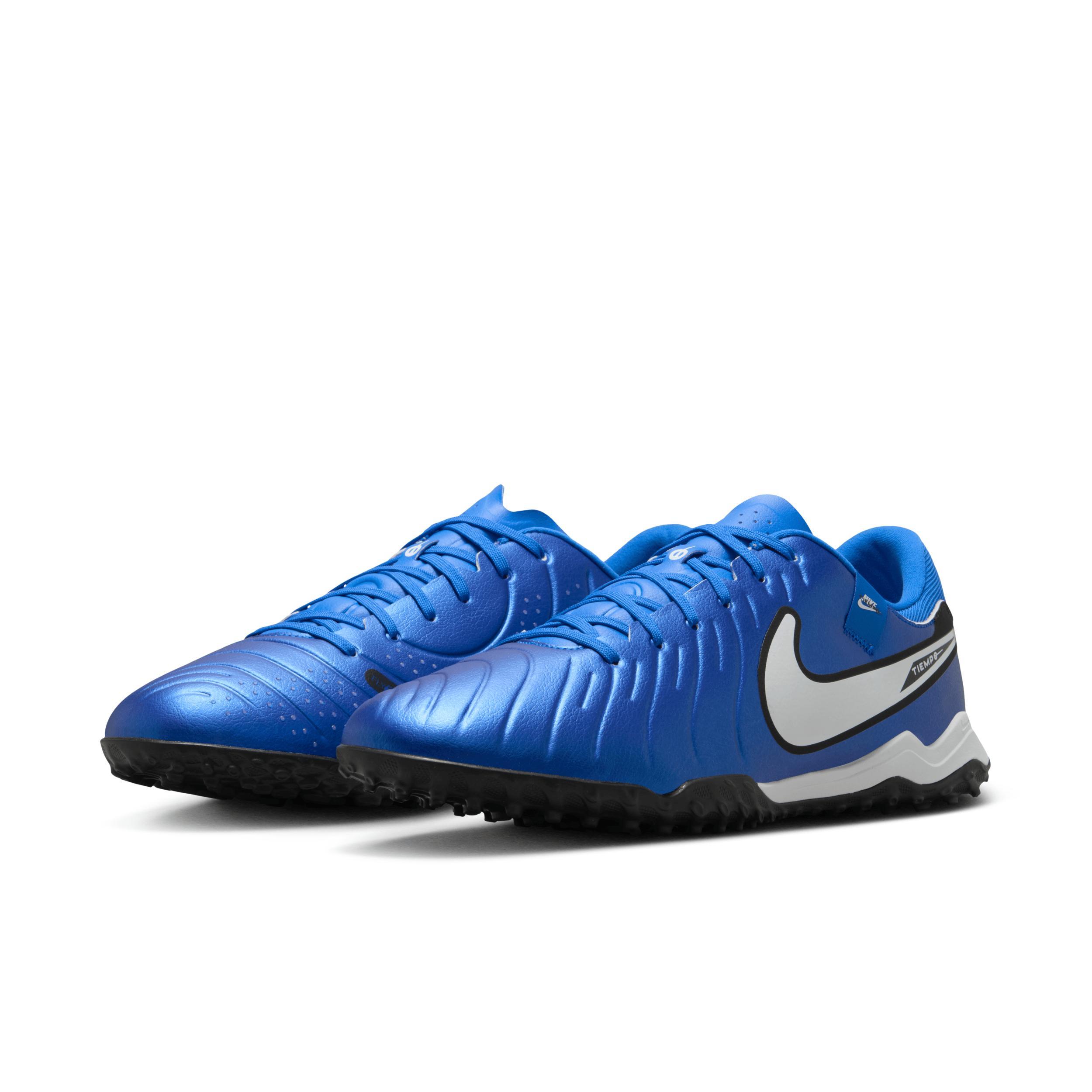 Nike Men's Tiempo Legend Academy Turf Low-Top Soccer Shoes Product Image