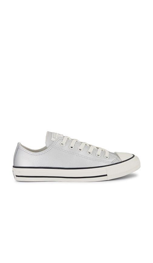 Chuck Taylor All Star Sneaker product image