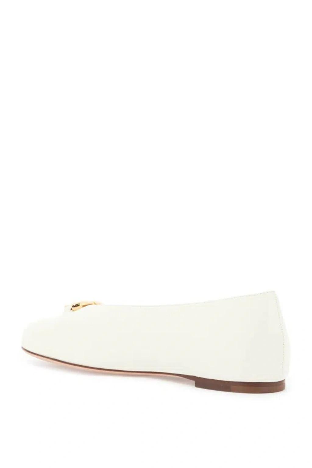 Elegant Ballerina Flats With Signature Accent In Cream Product Image