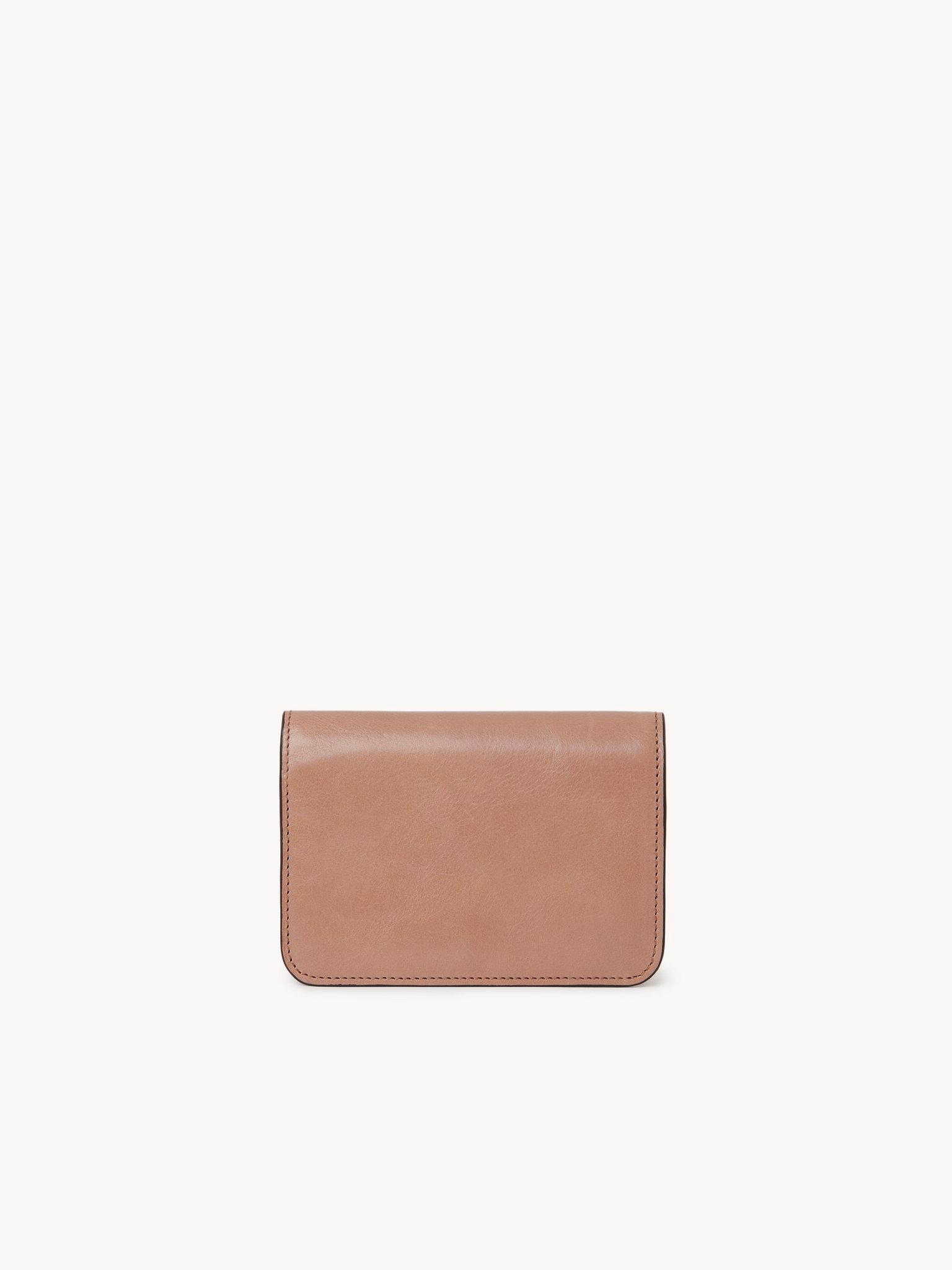 C Chloé bifold wallet in shiny leather  Product Image