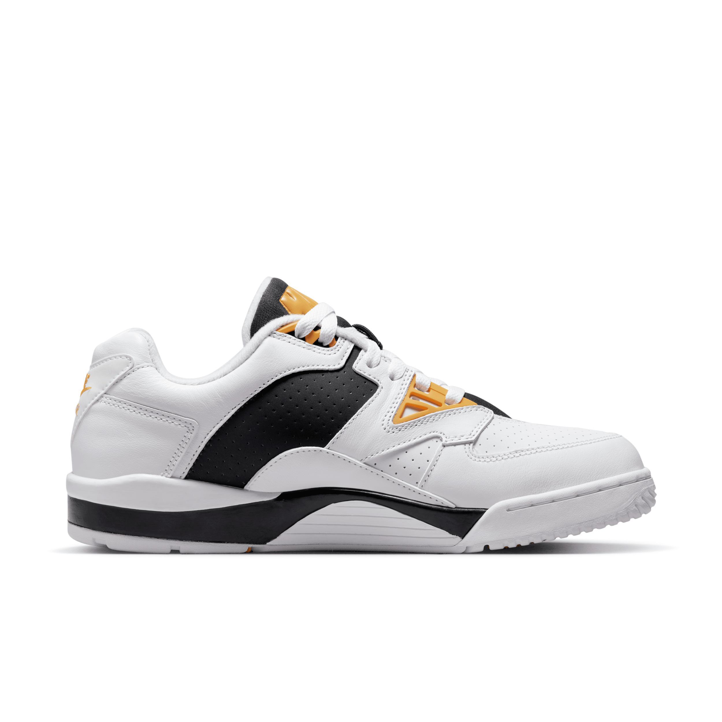 Nike Men's Air Cross Trainer 3 Low Shoes Product Image