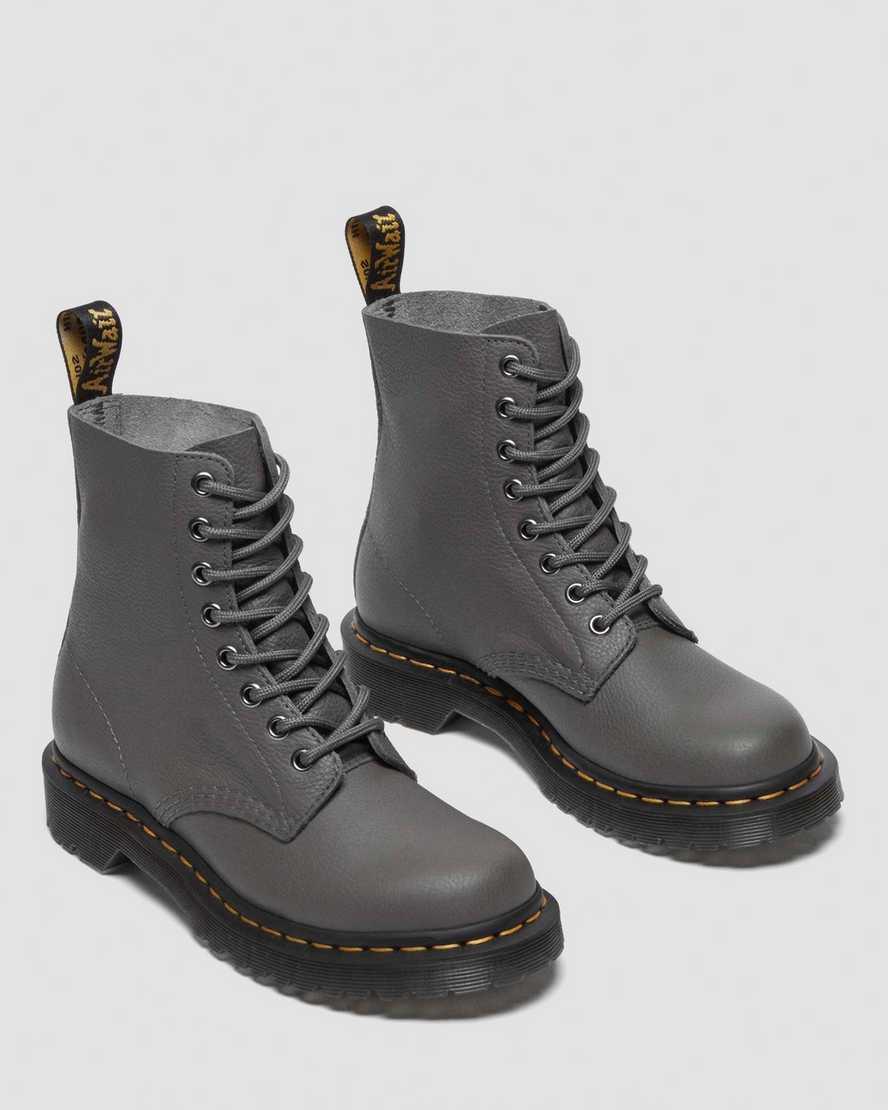 1460 Women's Virginia Leather Boots Product Image