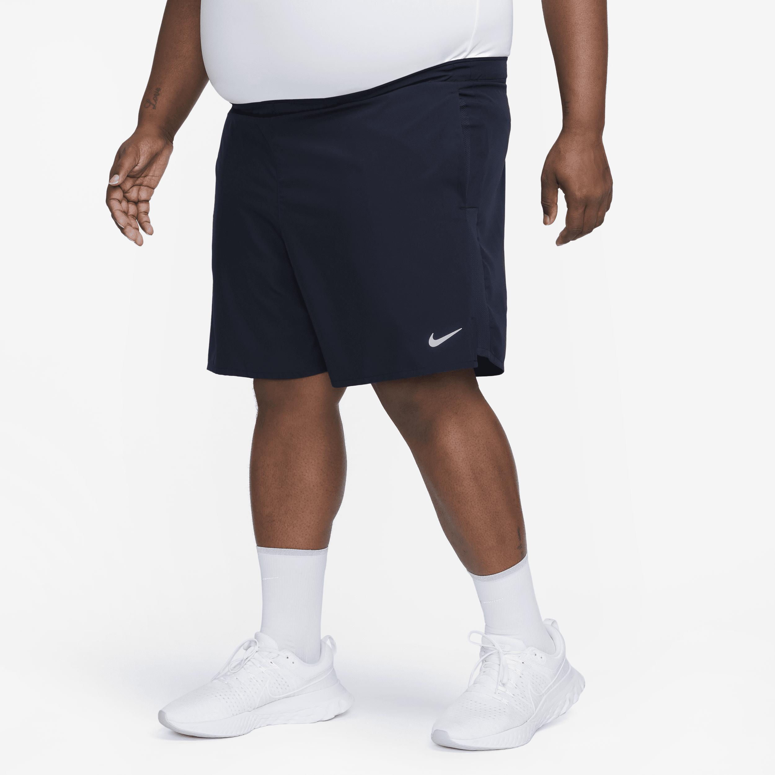 Nike Men's Challenger Dri-FIT 7" 2-in-1 Running Shorts Product Image