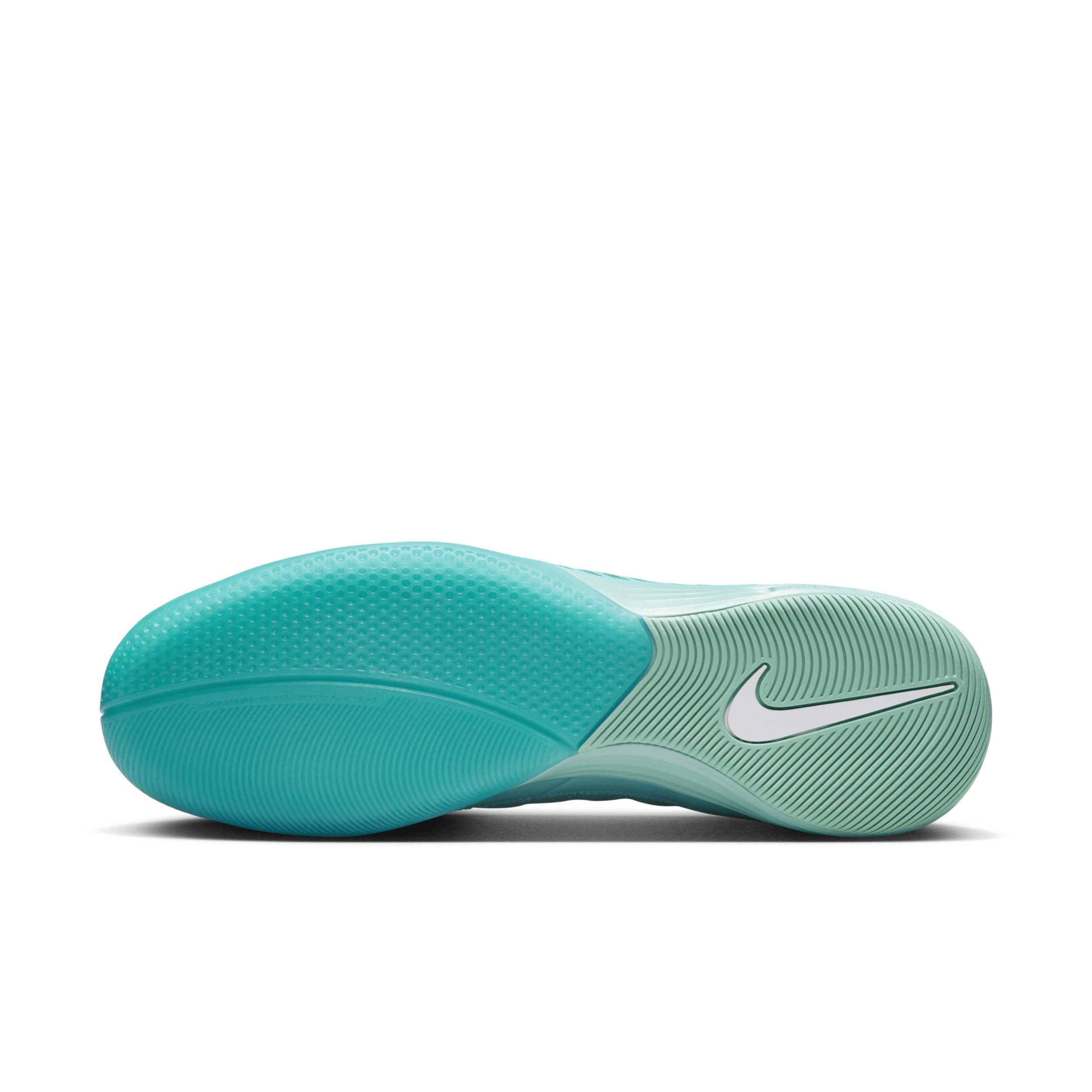 Nike Men's Lunargato II Indoor/Court Low-Top Soccer Shoes Product Image