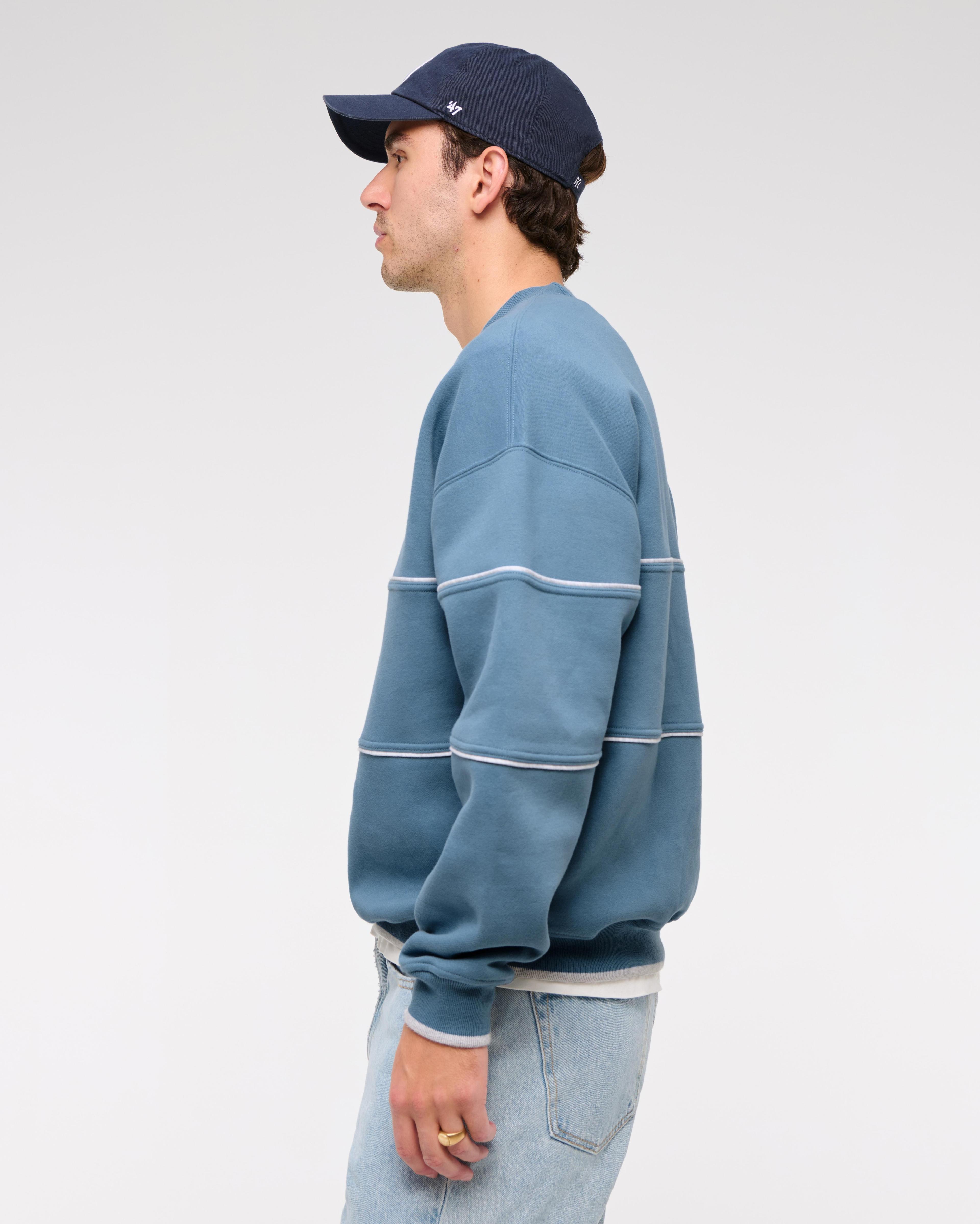 Essential Crew Sweatshirt Product Image