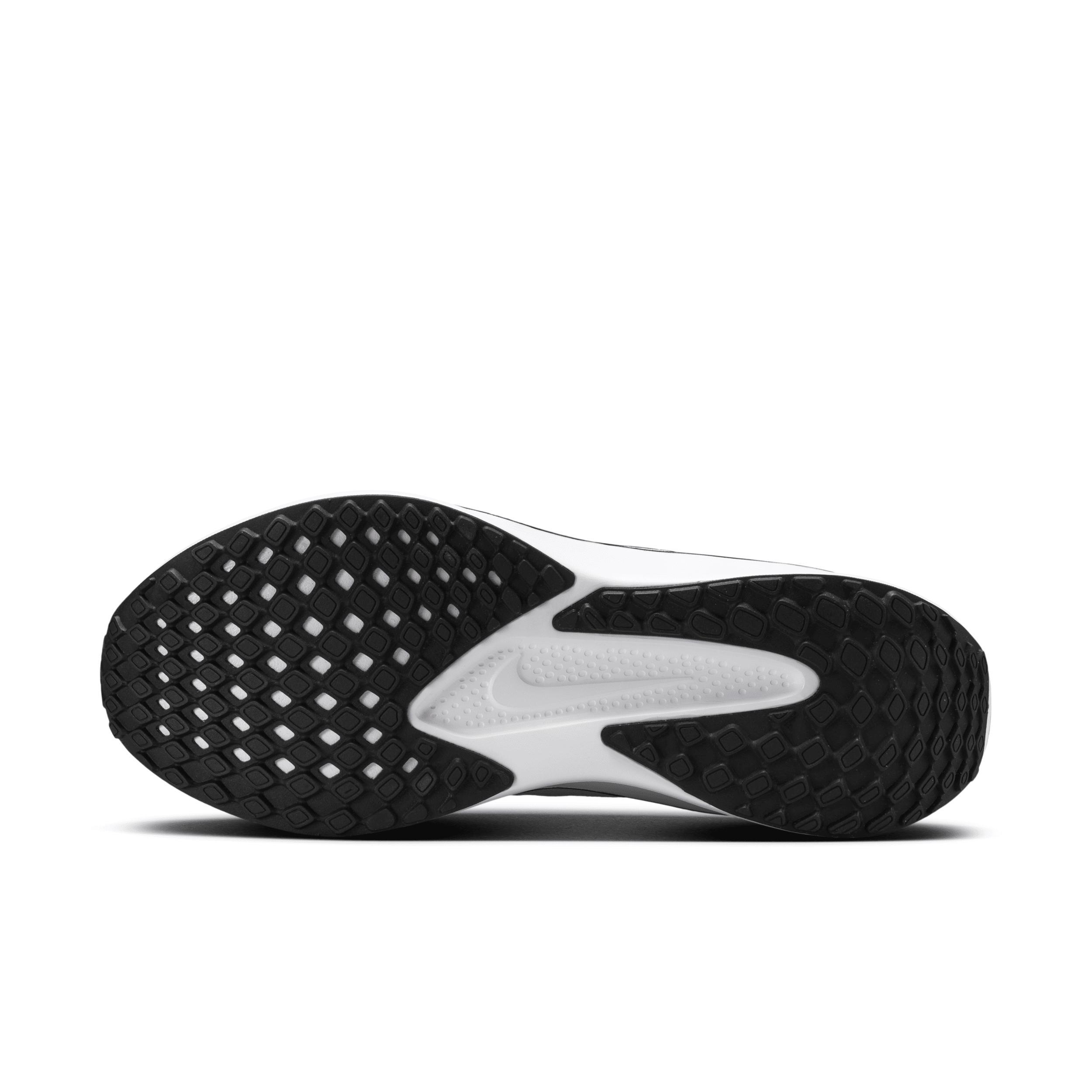 Nike Men's Quest 6 Road Running Shoes Product Image