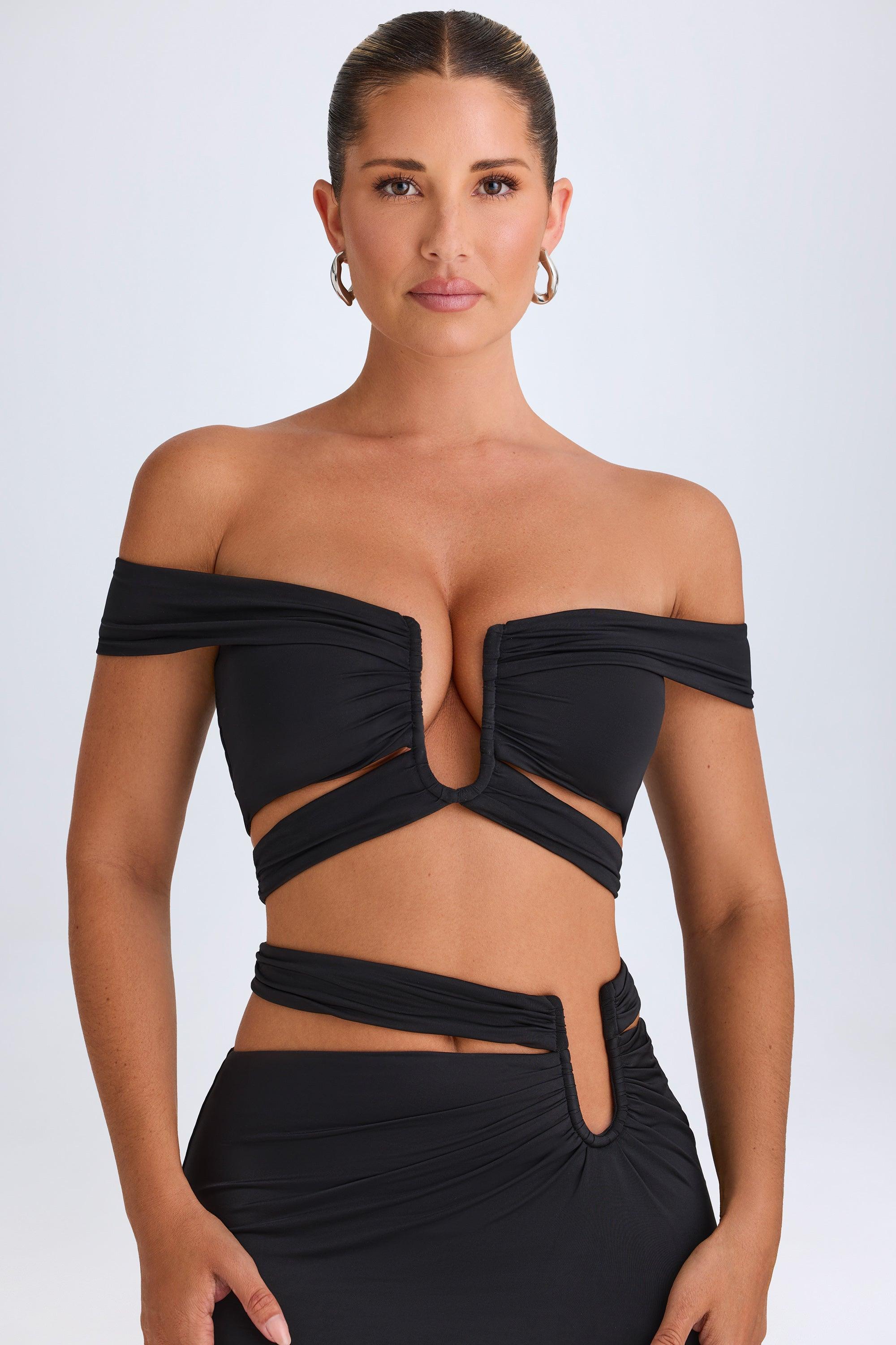 Cut-Out Off-Shoulder Crop Top in Black Product Image