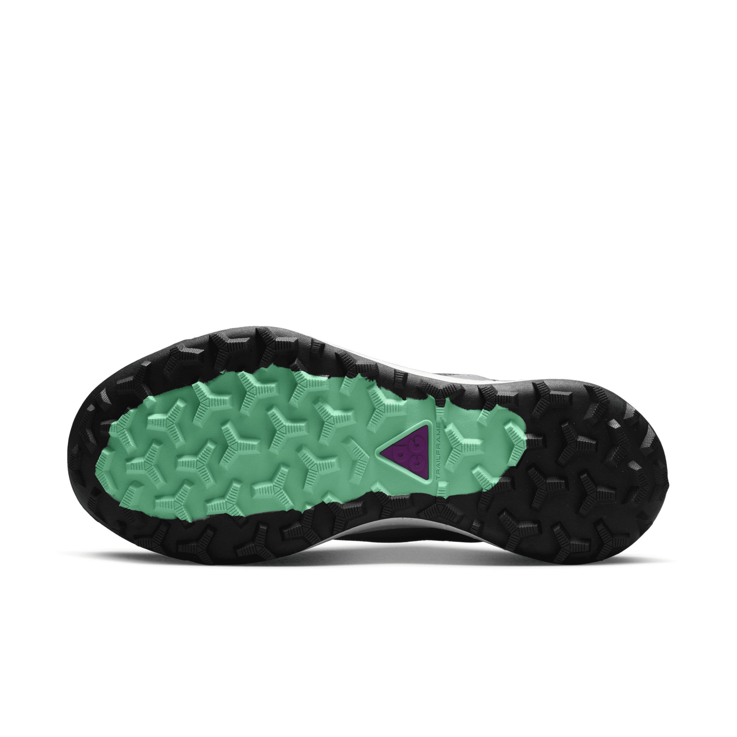 Men's Nike ACG Lowcate Shoes Product Image