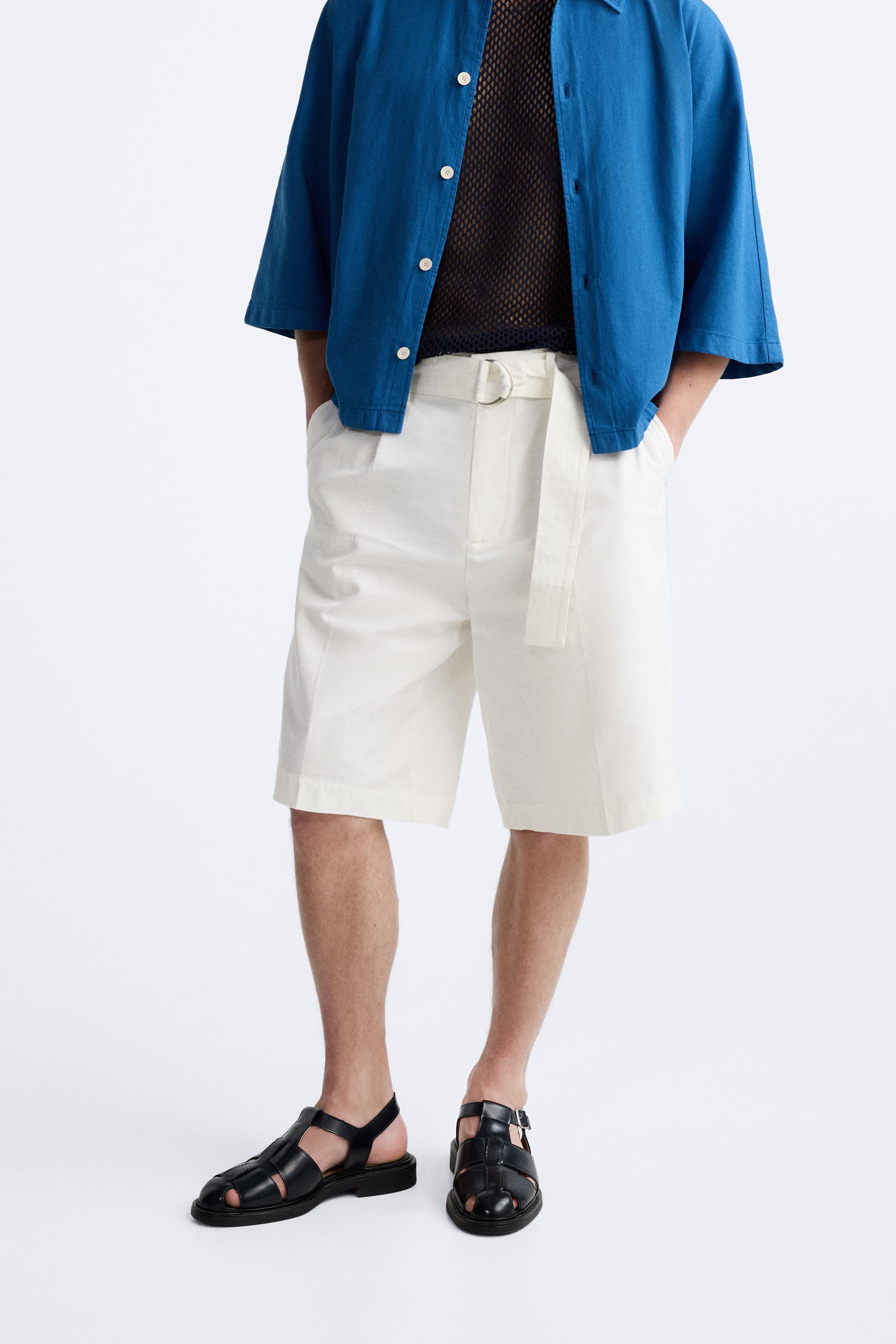 PLEATED BELTED SHORTS Product Image