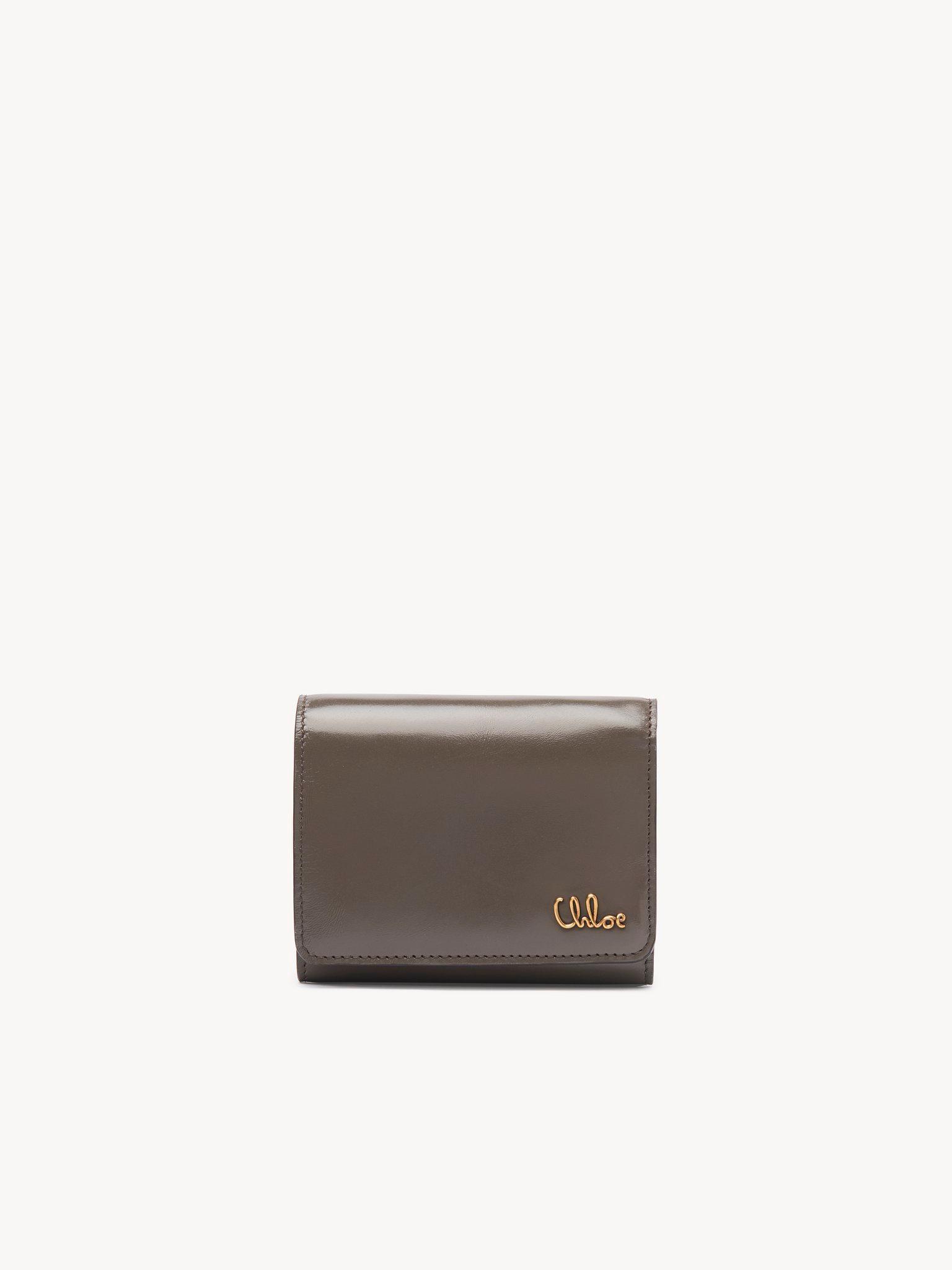 Small Chloé Iconic tri-fold with coin pocket in shiny leather Product Image