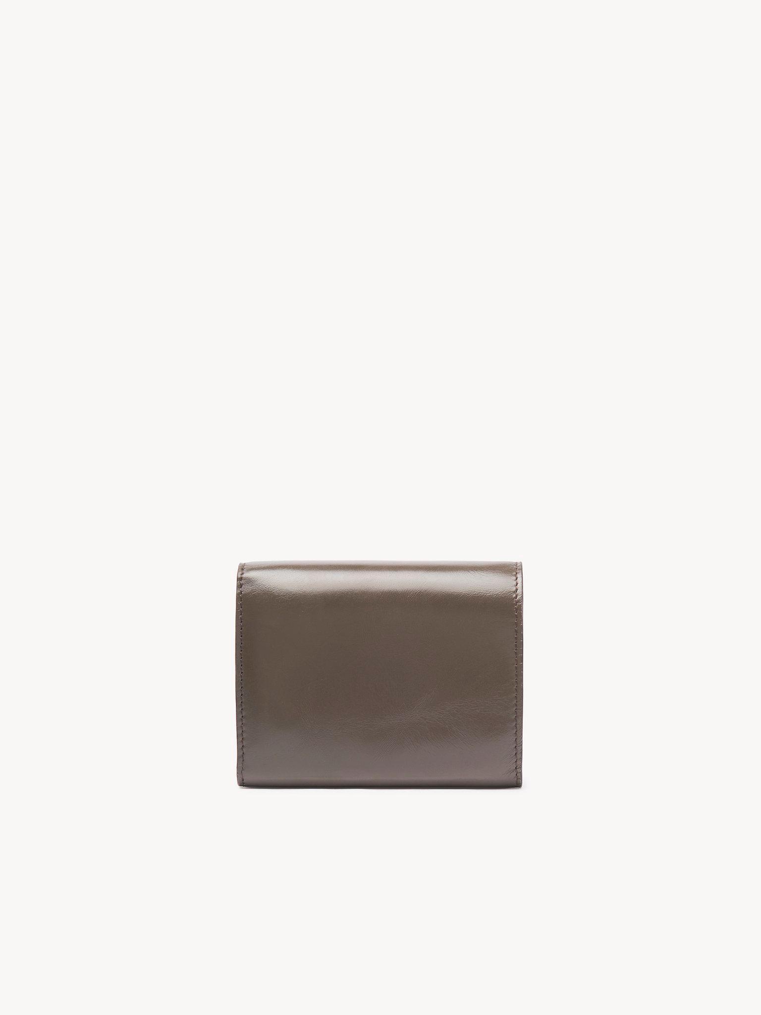 Small Chloé Iconic tri-fold with coin pocket in shiny leather Product Image