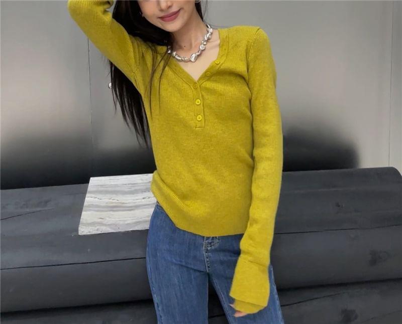 Long Sleeve V-Neck Ribbed Knit Plain Top Product Image