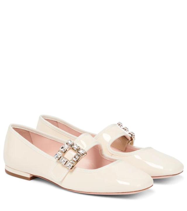 ROGER VIVIER Très Vivier Crystal-embellished Glossed-leather Ballet Flats In Offwhite Product Image