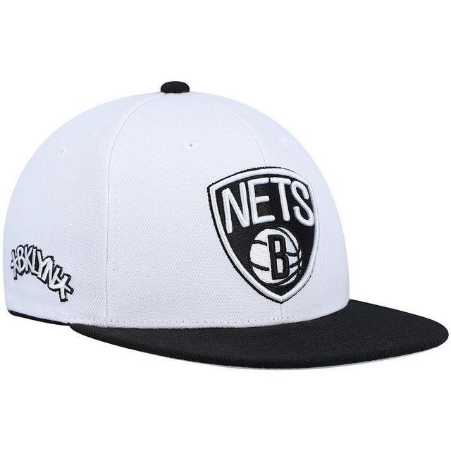 Mens Mitchell & Ness White Brooklyn Nets Core Side Snapback Hat Product Image