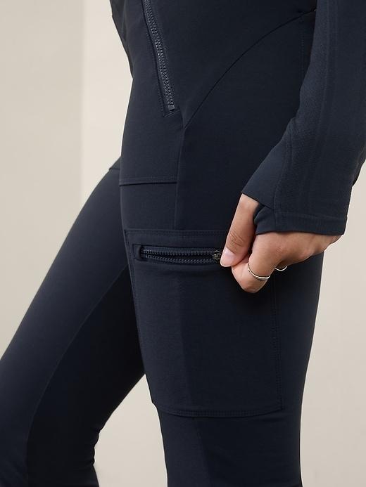 Headlands Hybrid High Rise Cargo Legging Product Image