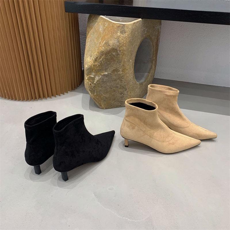 Pointed Toe Kitten Heel Short Sock Boots Product Image