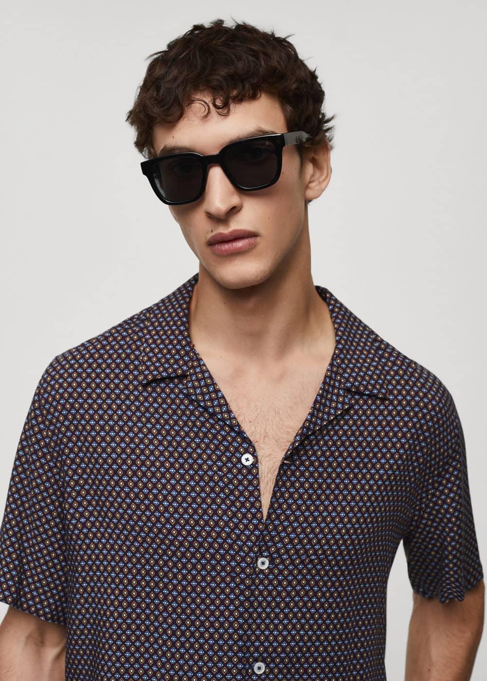 MANGO MAN - Regular-fit short-sleeved printed shirt burgundyMen Product Image