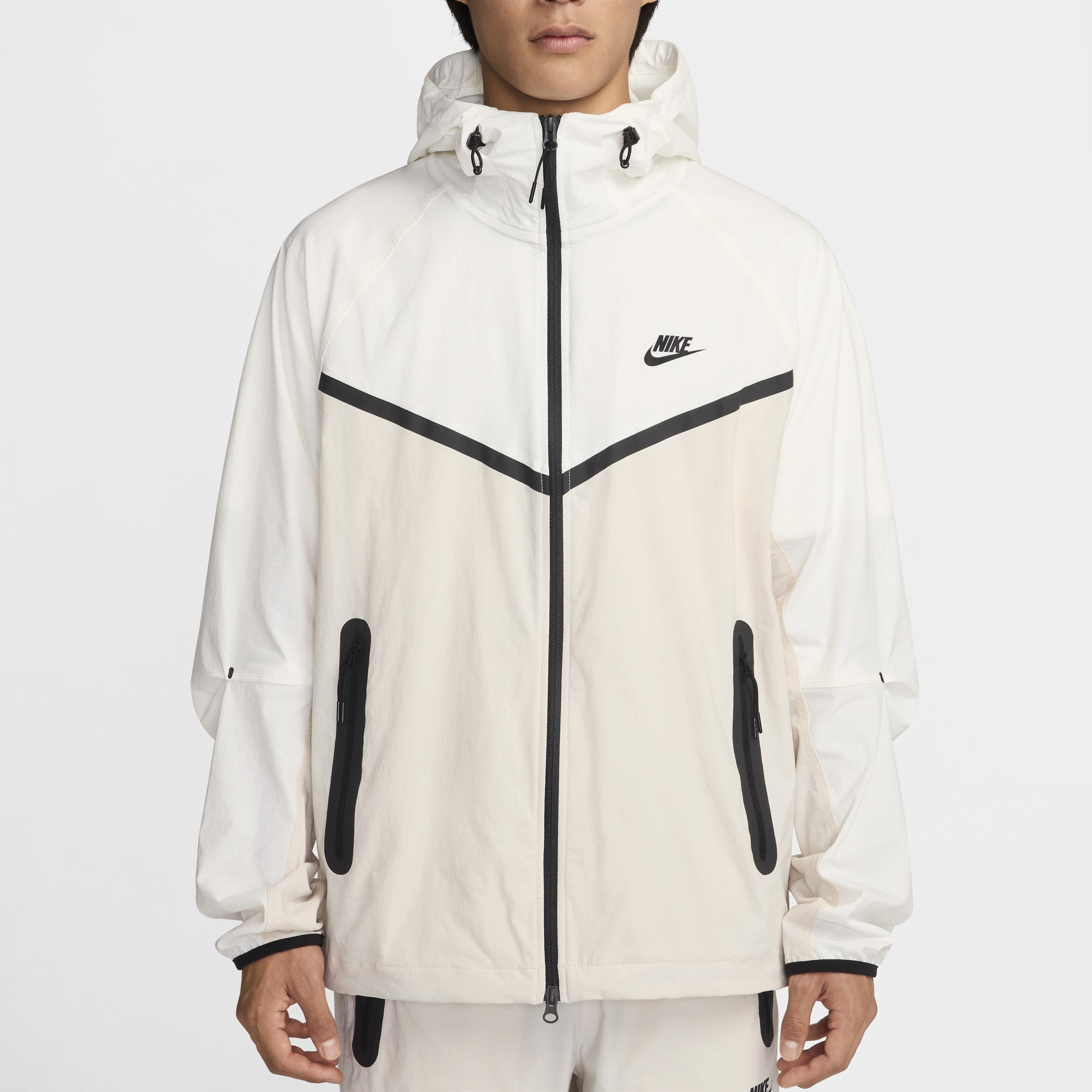 Nike Men's Tech Woven Jacket Product Image