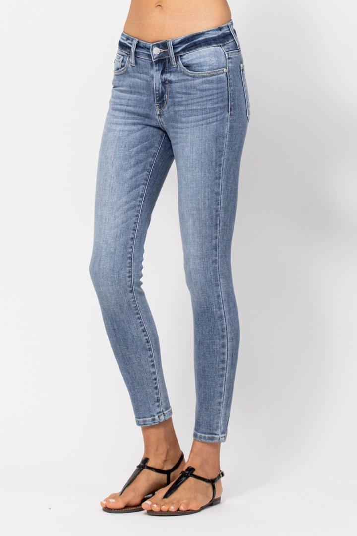 82254   Meadow Mid-Rise Skinny Cropped Judy Blue Jean Product Image