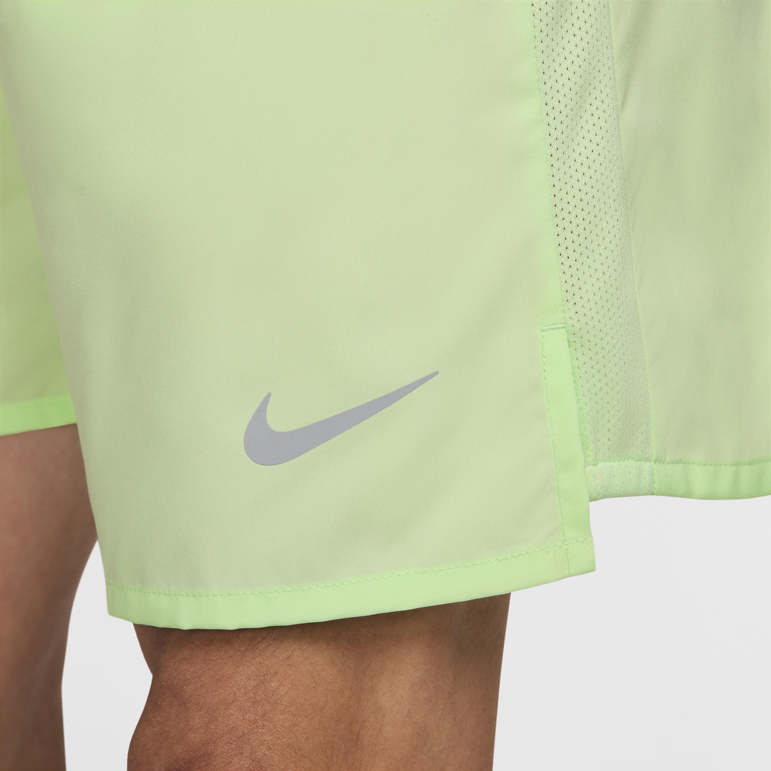 Nike Men's Challenger Dri-FIT 7" Brief-Lined Running Shorts Product Image