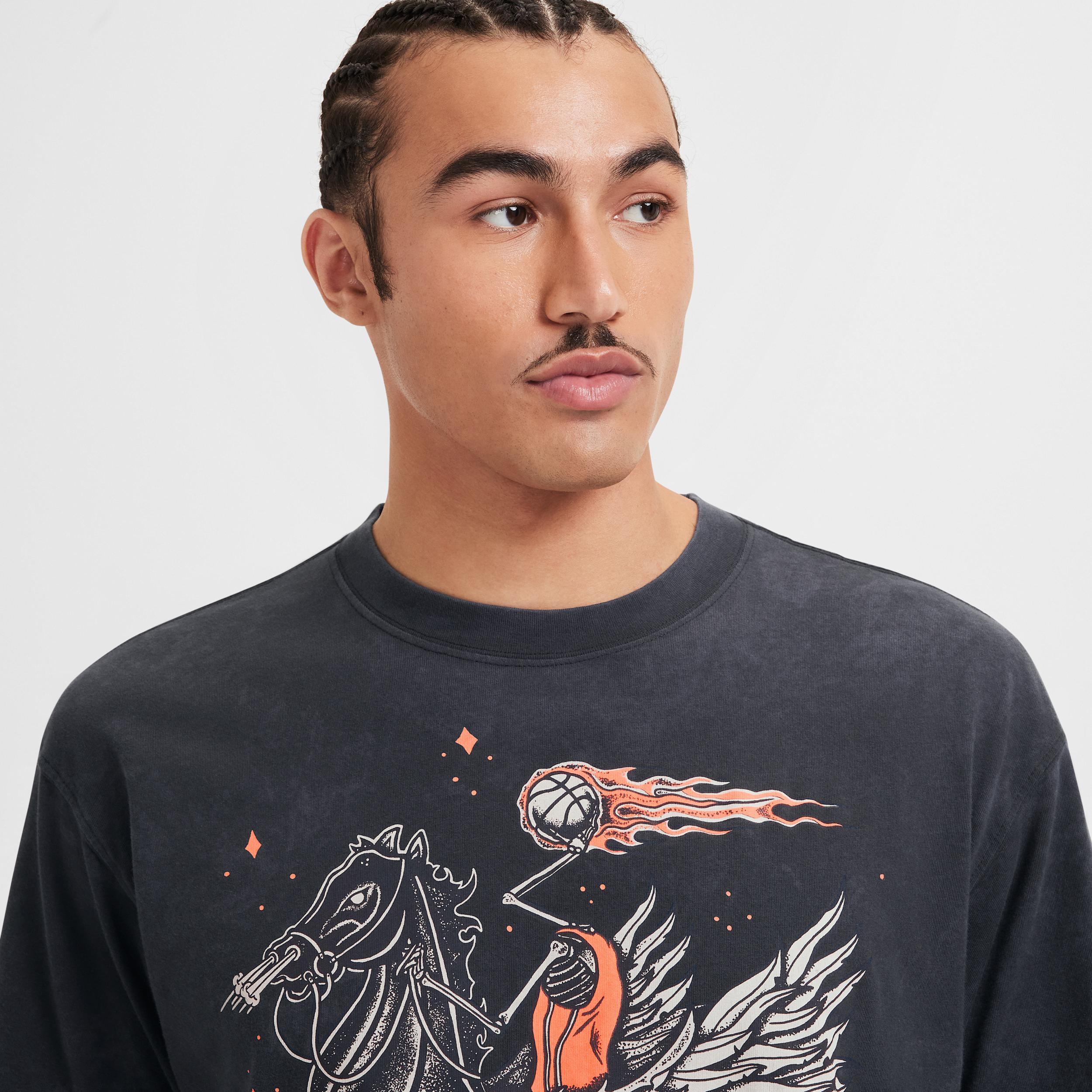 Nike Men's Max90 Basketball T-Shirt Product Image