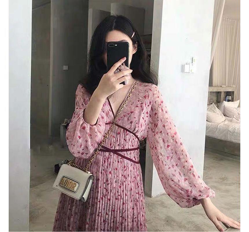 Maternity Long-Sleeve V-Neck Floral Midi Pleated Dress Product Image