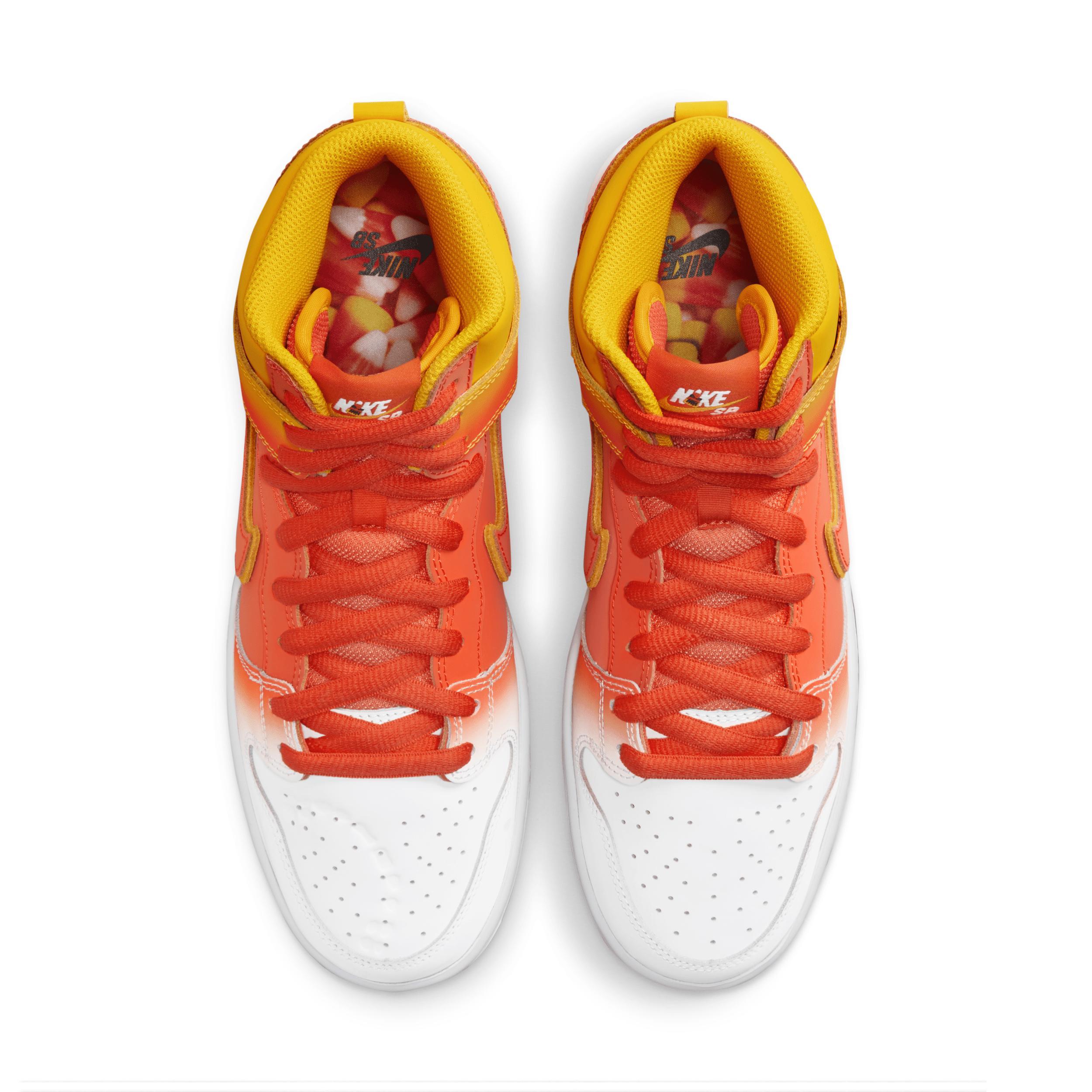 Men's Nike SB Dunk High Pro Skate Shoes Product Image