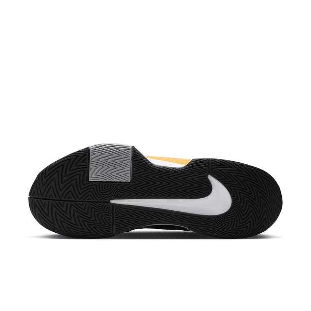 Nike Men's GP Challenge Pro Hard Court Tennis Shoes Product Image