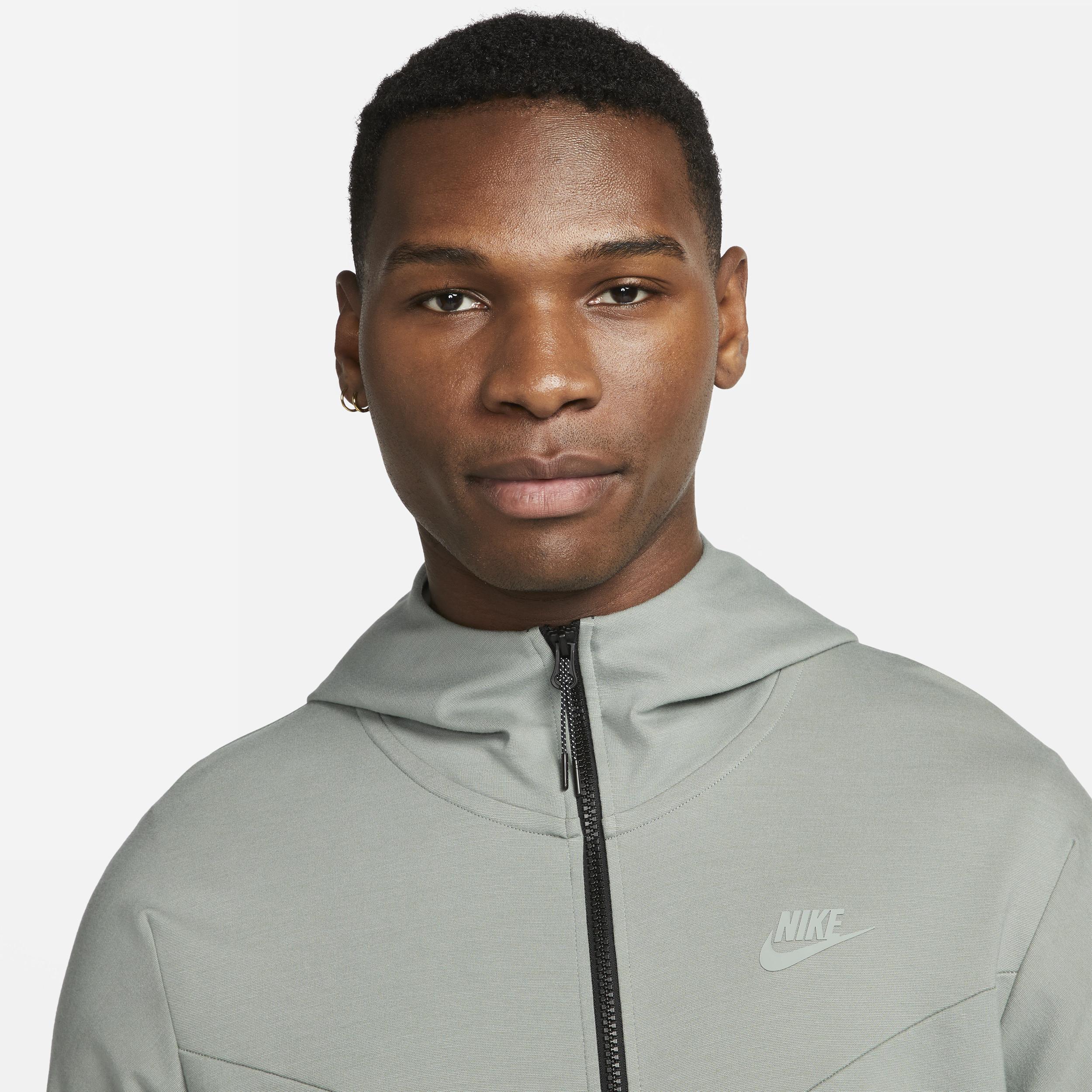 Nike Tech Essentials Hooded Jacket Product Image