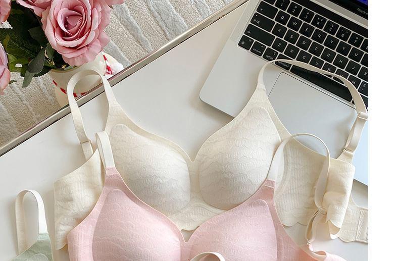 Wireless Lace Bra Product Image