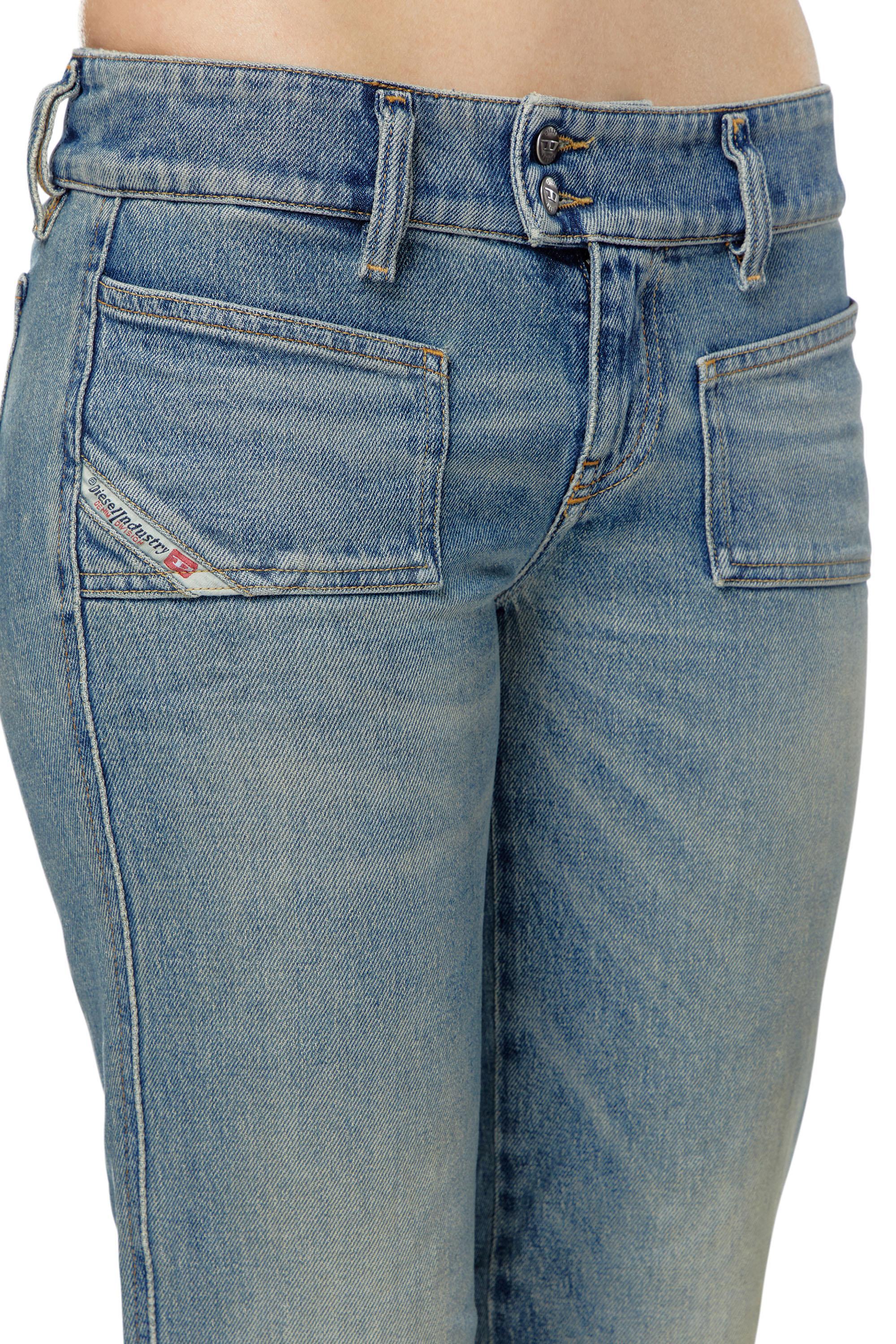 Bootcut and Flare Jeans D-Hush 09J55 Product Image