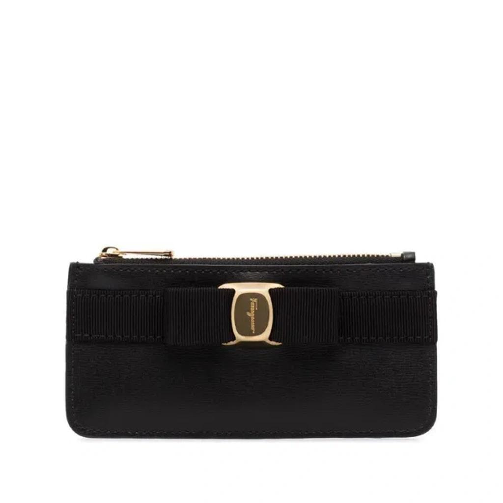 Vara Bow Detailed Card Holder In Black Product Image