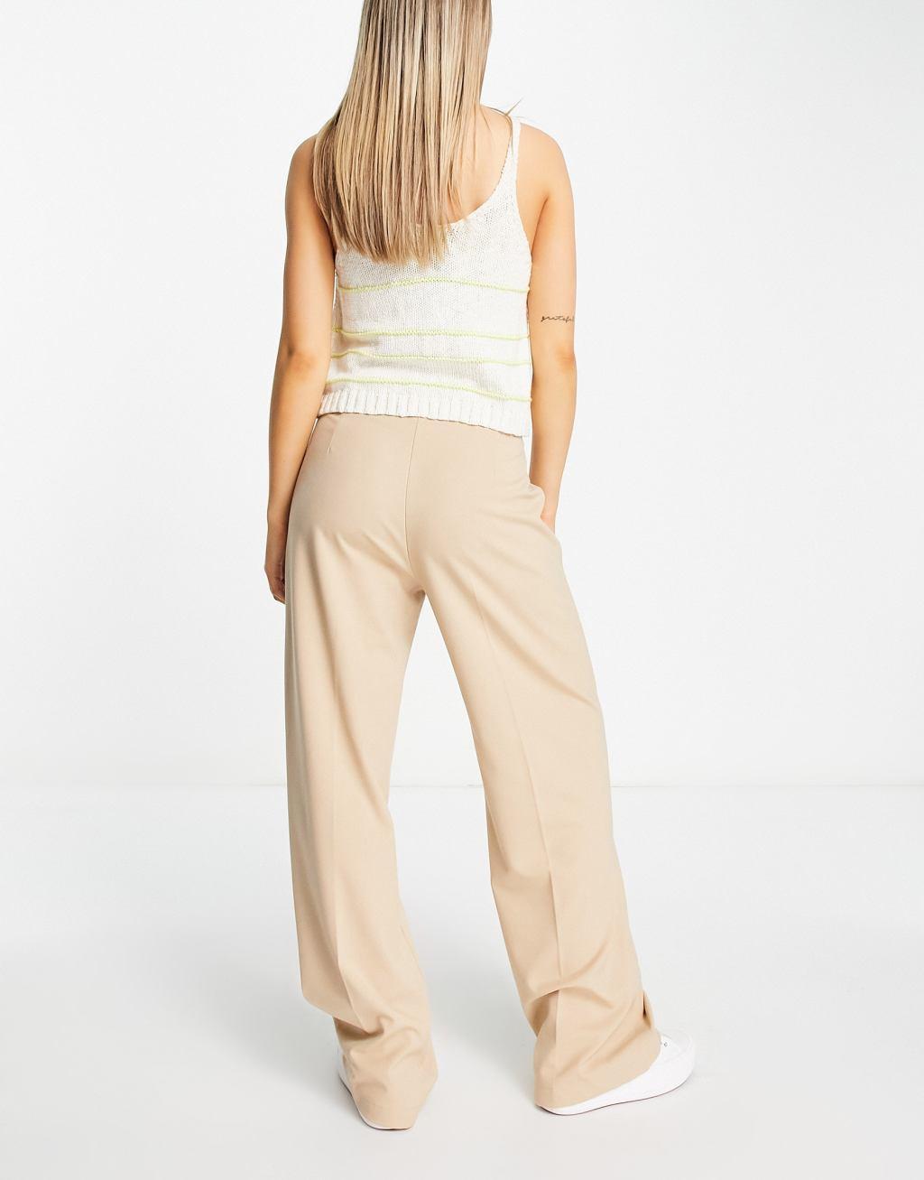 Bershka wide leg slouchy dad tailored pants Product Image