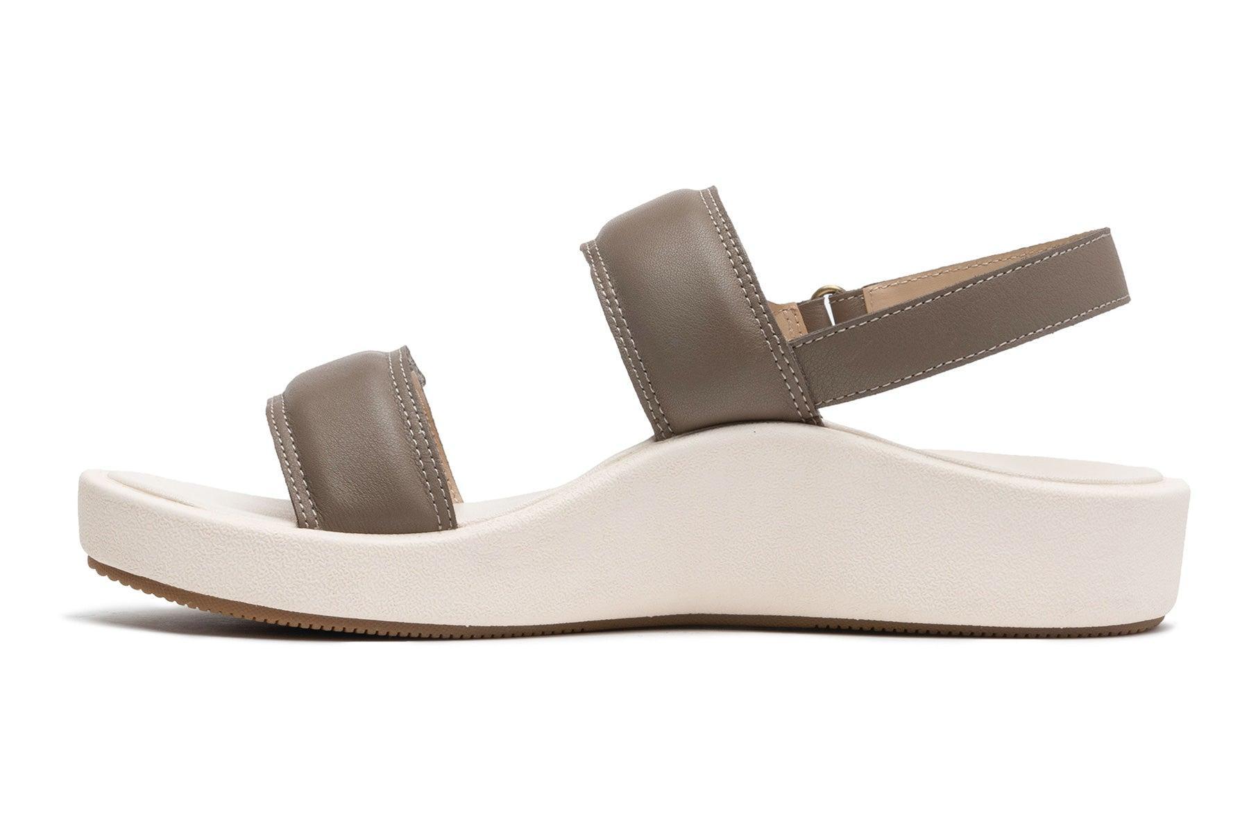 Paseo Sandal Female Product Image