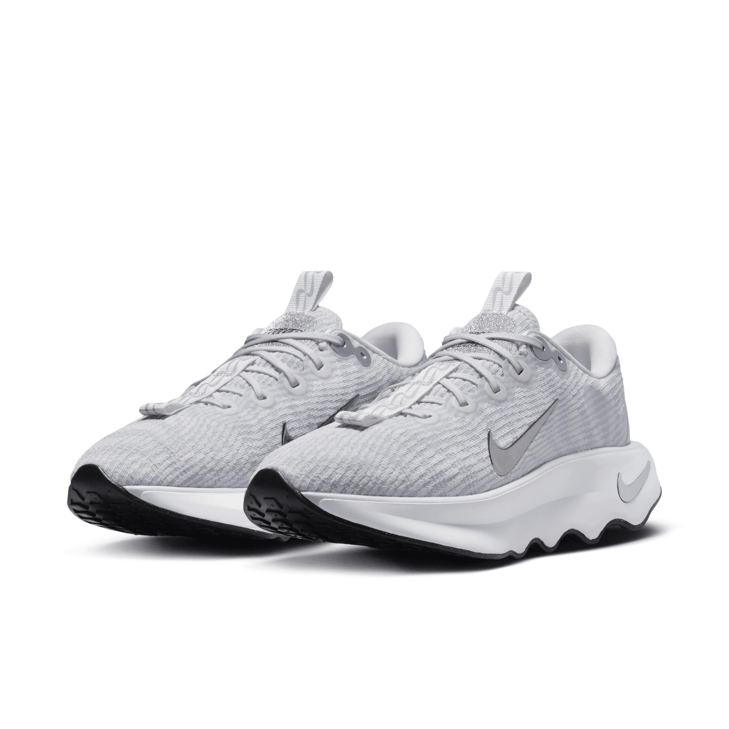 Nike Womens Motiva Premium Walking Shoes Product Image