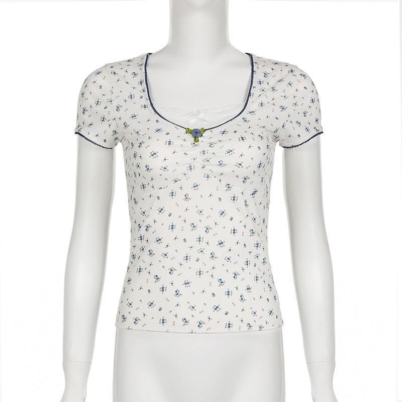 Short-Sleeve V-Neck Floral T-Shirt Product Image