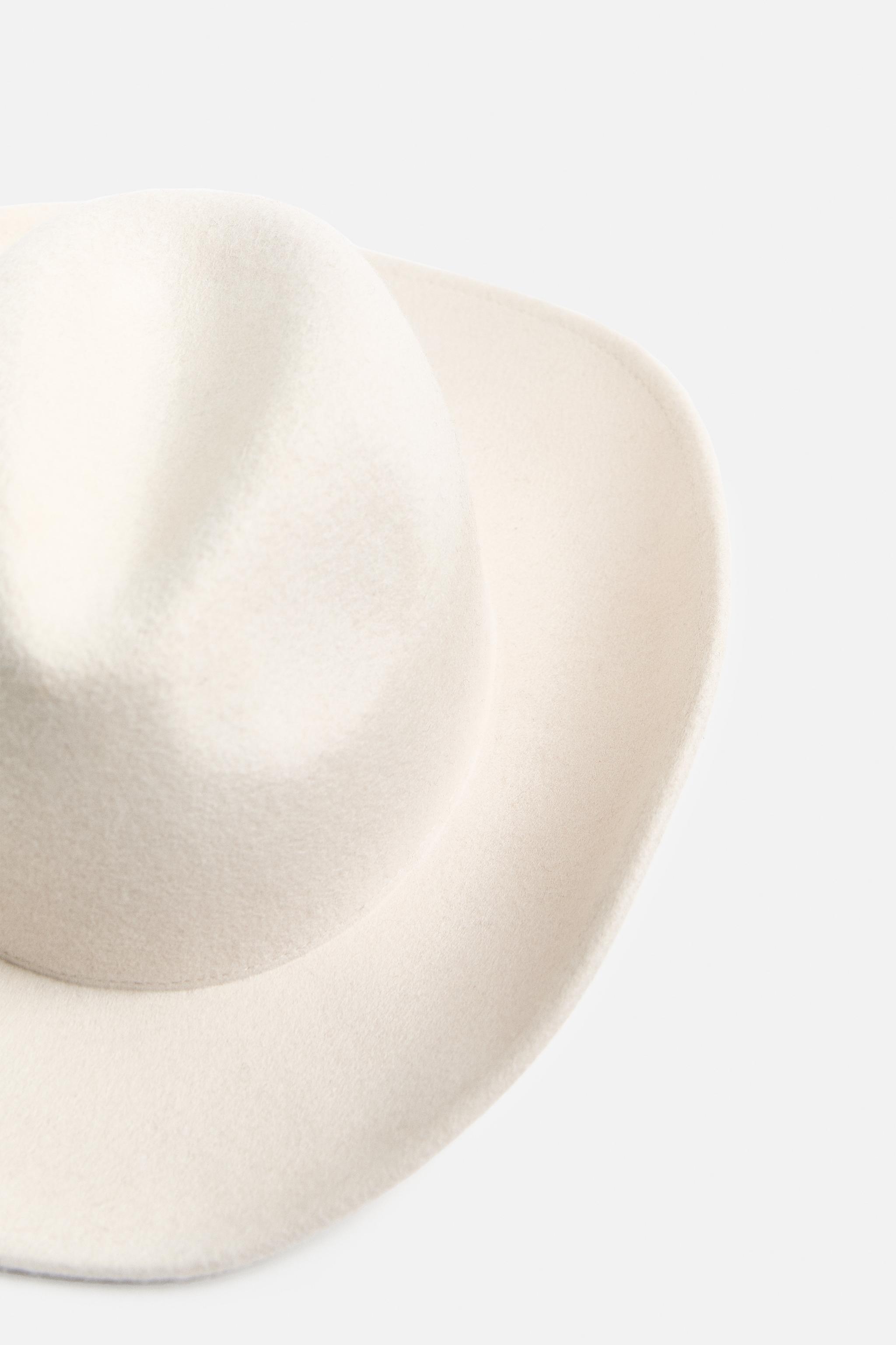 COWBOY HAT Product Image