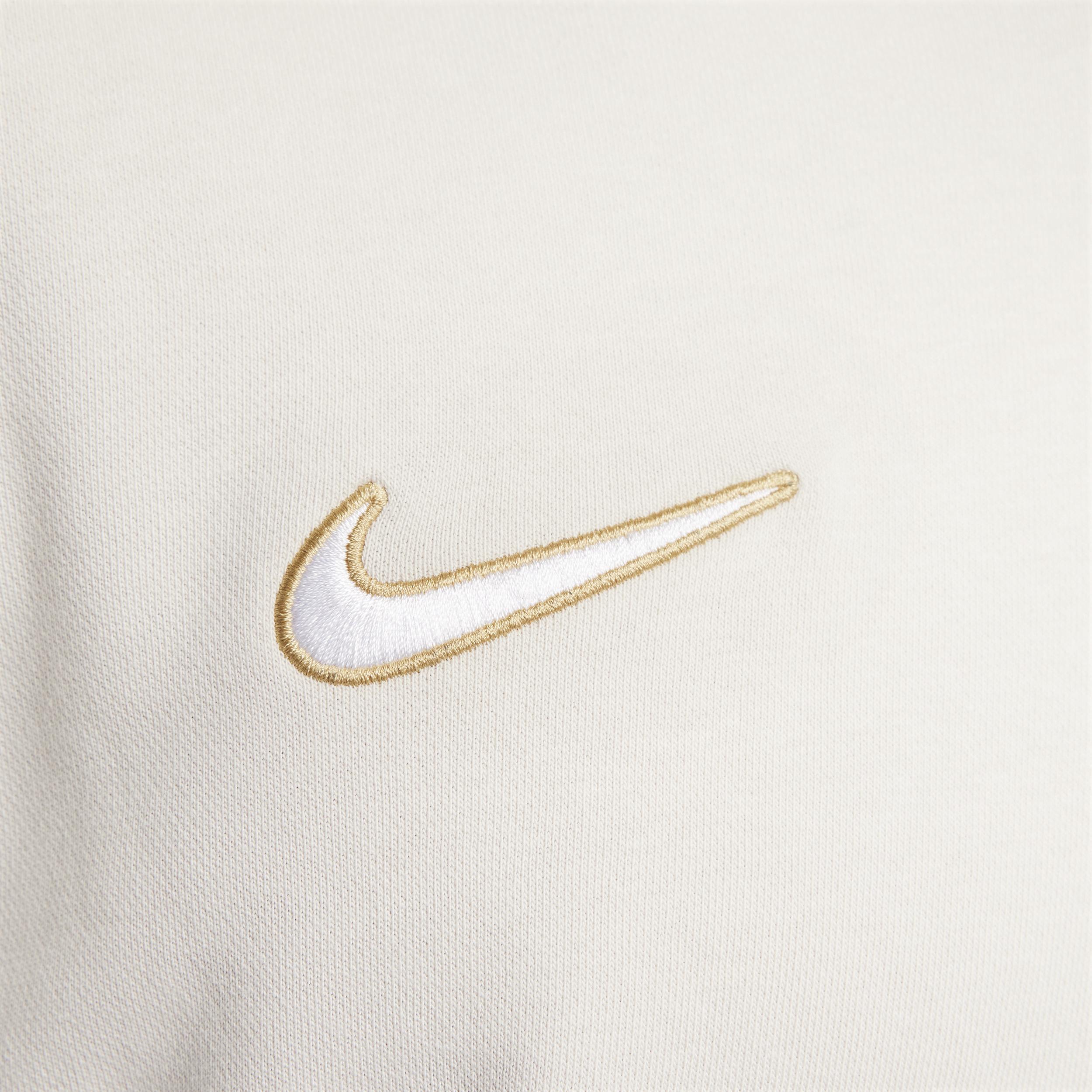 Nike Men's Club Pullover French Terry Soccer Hoodie Product Image