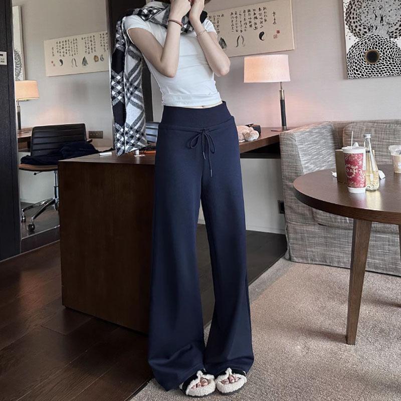 Drawstring Waist Plain Wide Leg Sweatpants Product Image