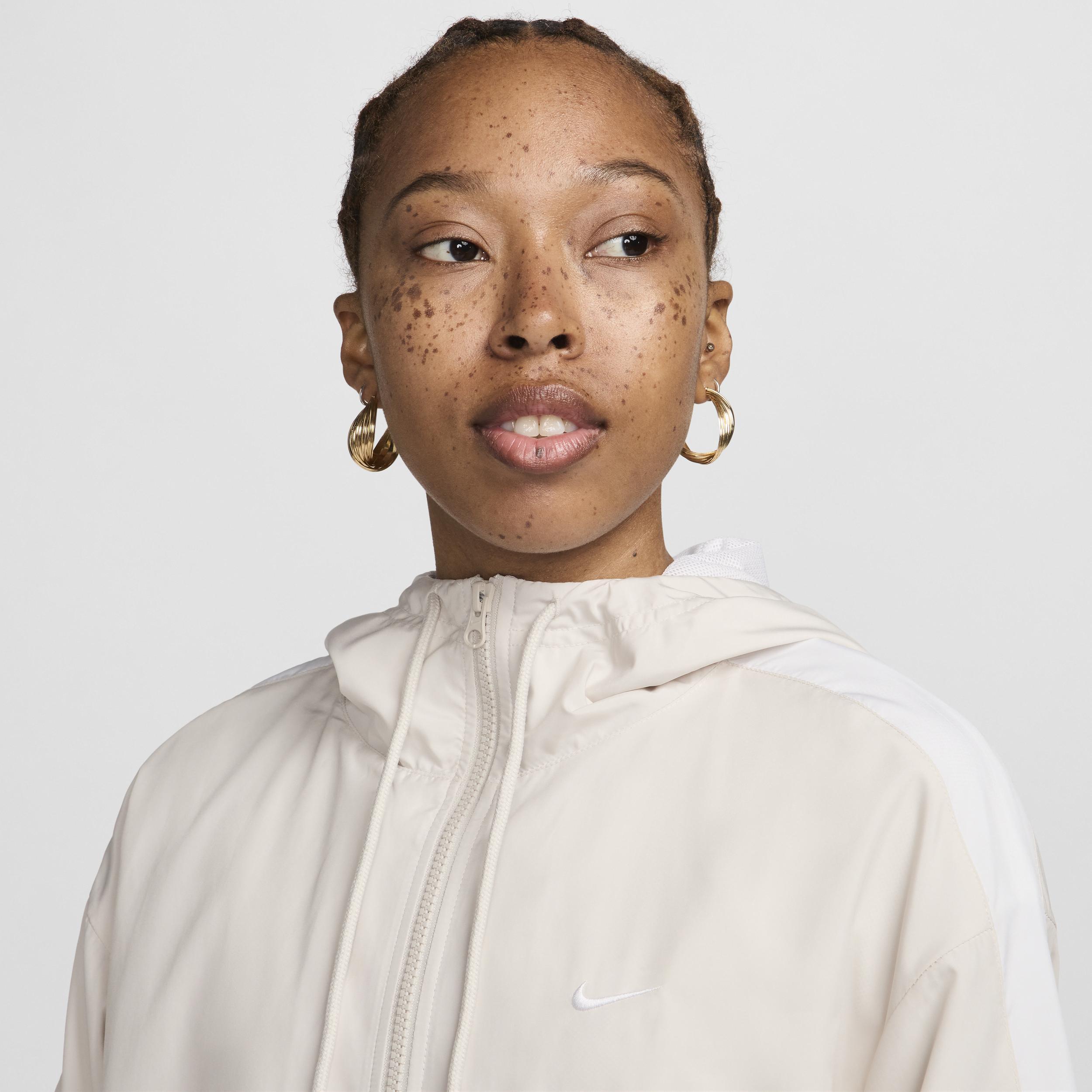 Nike Sportswear Classic Wovens Women's Loose UV Hooded Jacket Product Image