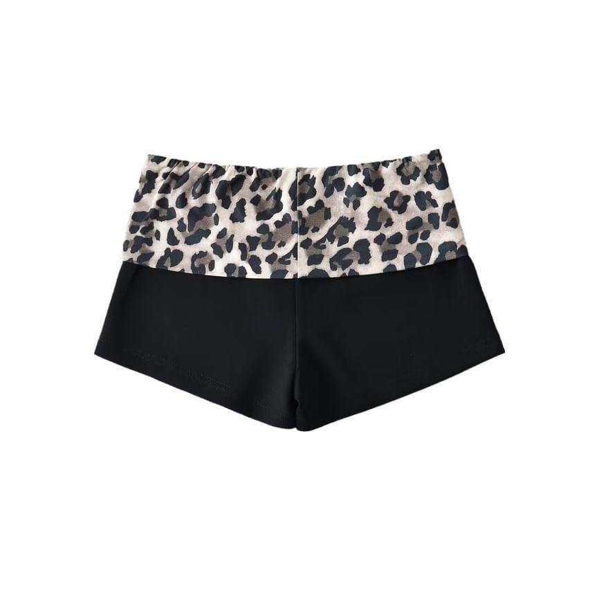 Leopard Print Panel Hot Pants Product Image