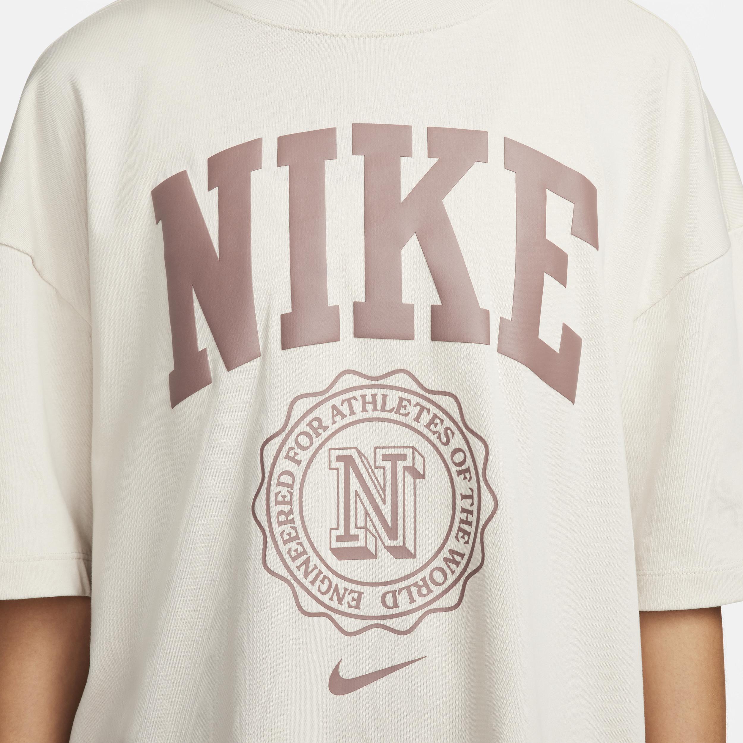 Women's Nike Sportswear Essentials T-Shirt Product Image