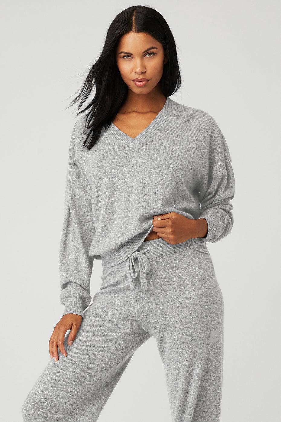 Cashmere Jet Set V-Neck Pullover - Dove Grey Heather Product Image