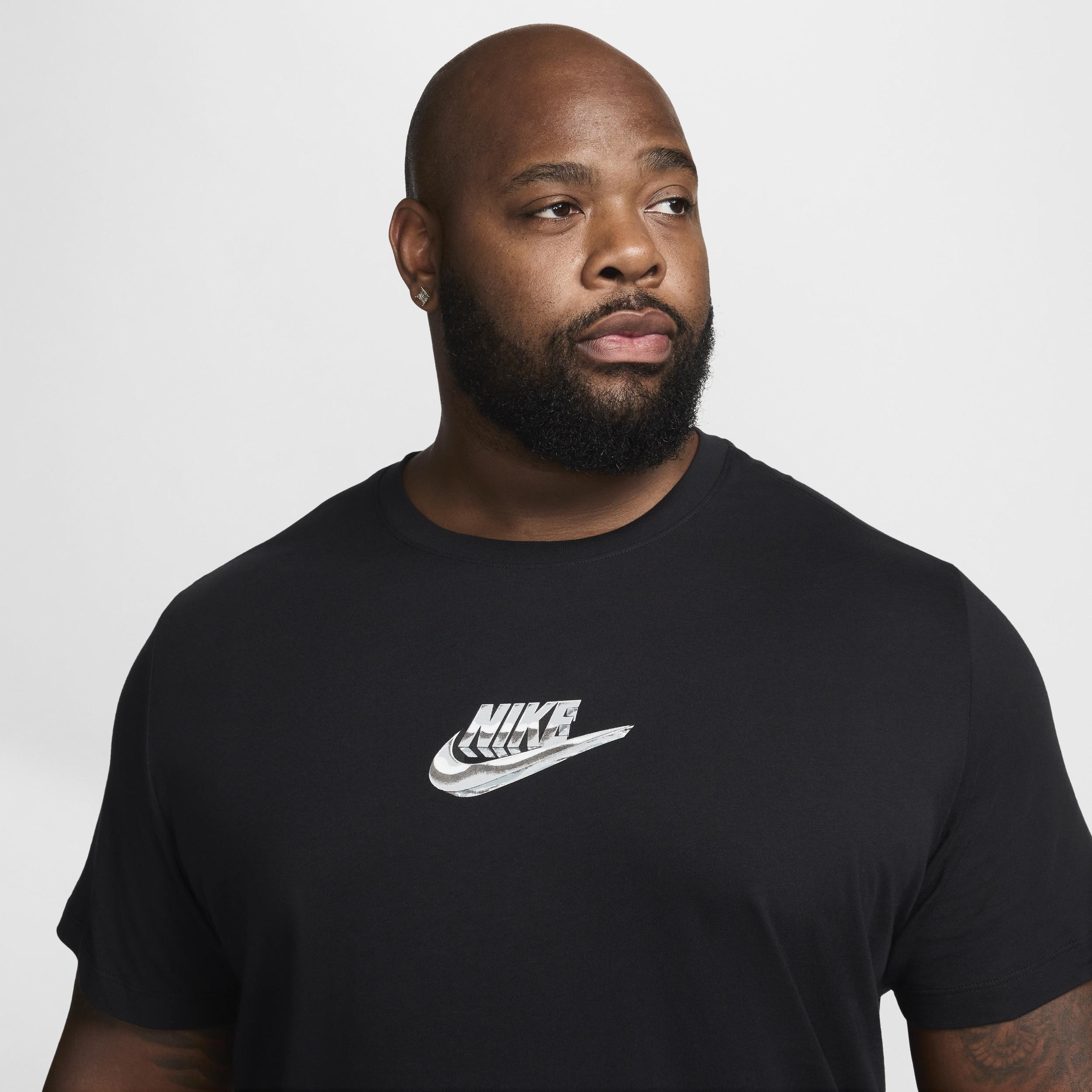 Nike Sportswear Men's T-Shirt Product Image