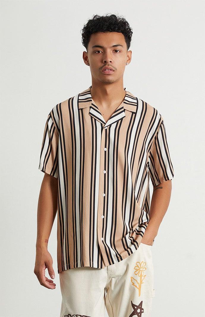 PacSun Darcy Short Sleeve Button-Up Resort Shirt Product Image