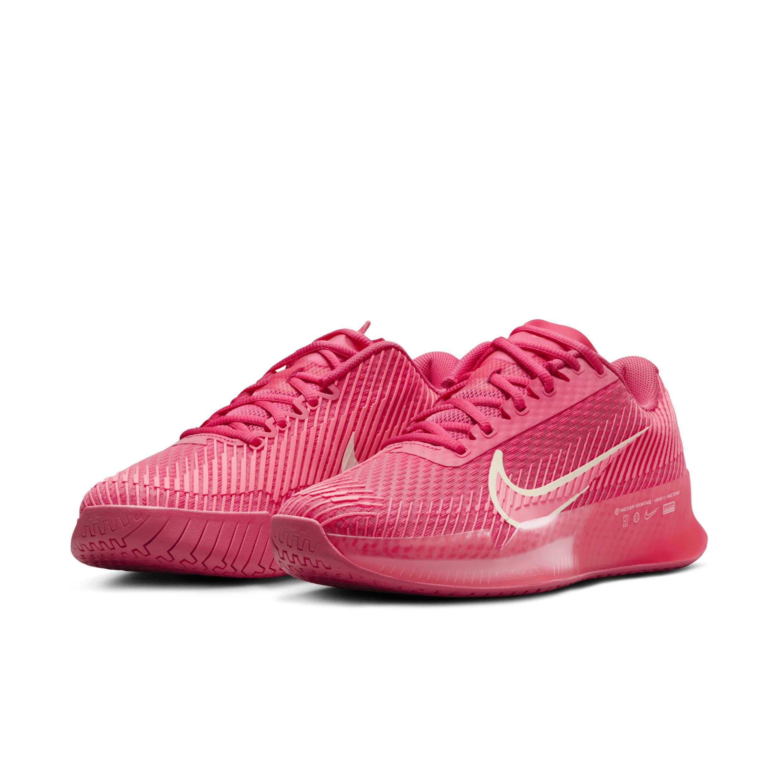 Nike Women's Court Air Zoom Vapor 11 Hard Court Tennis Shoes Product Image